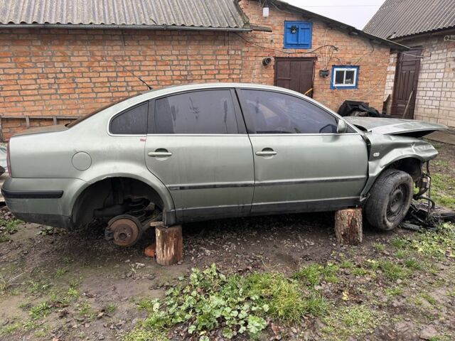 Зеленый Фольксваген Пассат Вариант, объемом двигателя 1.9 л и пробегом 320 тыс. км за 500 $, фото 22 на Automoto.ua