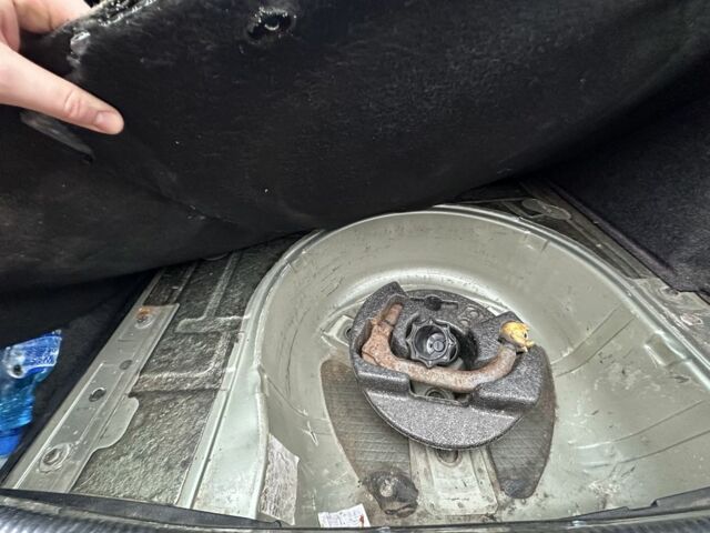 Зеленый Фольксваген Пассат Вариант, объемом двигателя 1.9 л и пробегом 320 тыс. км за 500 $, фото 18 на Automoto.ua