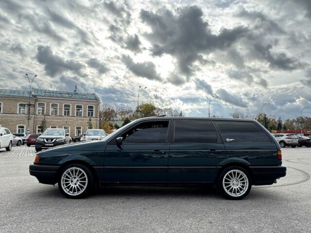 Фольксваген Пассат Вариант 1990 в Харькове на Automoto.ua Зеленый Фольксваген Пассат Вариант, объемом двигателя 1.6 л и пробегом 240 тыс. км за 3000 $, фото 3 на Automoto.ua