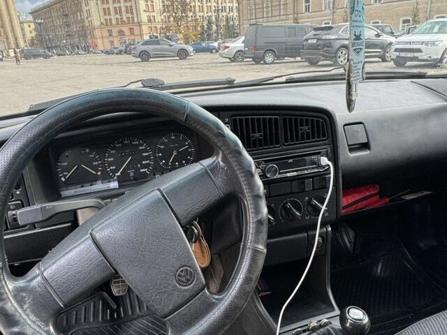 Фольксваген Пассат Вариант 1990 в Харькове на Automoto.ua Зеленый Фольксваген Пассат Вариант, объемом двигателя 1.6 л и пробегом 240 тыс. км за 3000 $, фото 6 на Automoto.ua