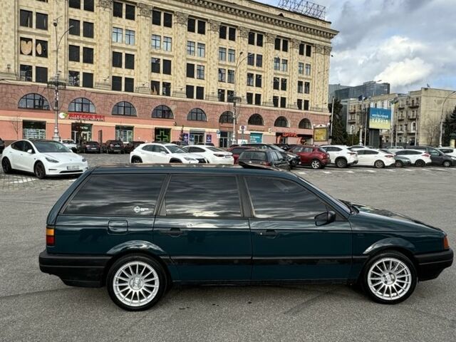 Фольксваген Пассат Вариант 1990 в Харькове на Automoto.ua Зеленый Фольксваген Пассат Вариант, объемом двигателя 1.6 л и пробегом 240 тыс. км за 3000 $, фото 1 на Automoto.ua
