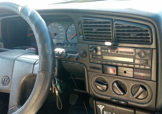 Фольксваген Пассат Вариант 1991 в Южное на Automoto.ua Зеленый Фольксваген Пассат Вариант, объемом двигателя 2 л и пробегом 560 тыс. км за 2500 $, фото 5 на Automoto.ua