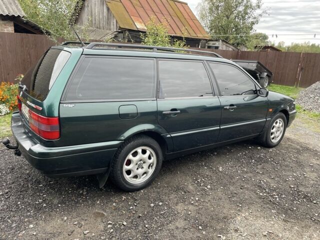 Зеленый Фольксваген Пассат Вариант, объемом двигателя 2.8 л и пробегом 226 тыс. км за 1300 $, фото 3 на Automoto.ua