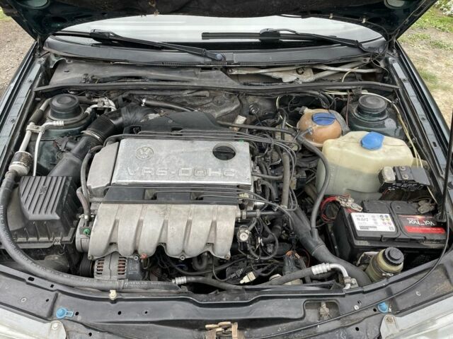 Зеленый Фольксваген Пассат Вариант, объемом двигателя 2.8 л и пробегом 226 тыс. км за 1300 $, фото 5 на Automoto.ua