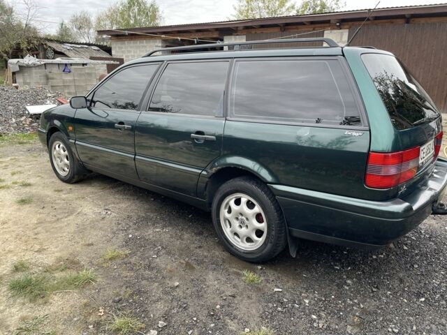 Зеленый Фольксваген Пассат Вариант, объемом двигателя 2.8 л и пробегом 226 тыс. км за 1300 $, фото 2 на Automoto.ua