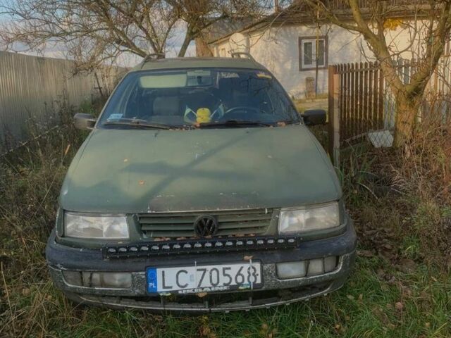 Зелений Фольксваген Пассат Варіант, об'ємом двигуна 0 л та пробігом 3 тис. км за 600 $, фото 3 на Automoto.ua