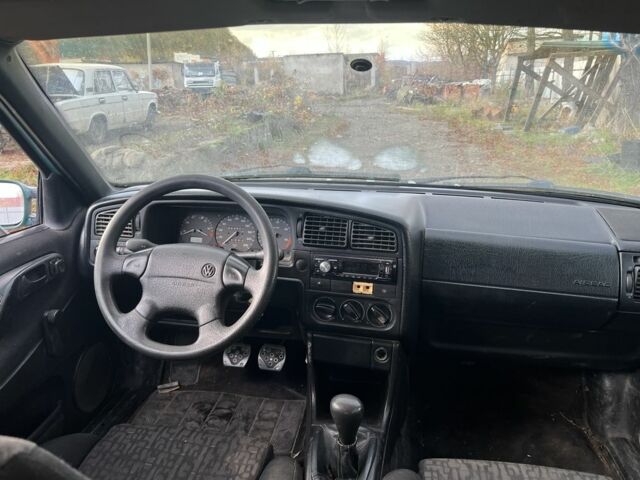 Зеленый Фольксваген Пассат Вариант, объемом двигателя 1.9 л и пробегом 250 тыс. км за 650 $, фото 5 на Automoto.ua