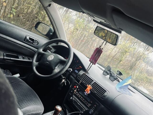 Зелений Фольксваген Пассат Варіант, об'ємом двигуна 1.9 л та пробігом 400 тис. км за 3300 $, фото 6 на Automoto.ua