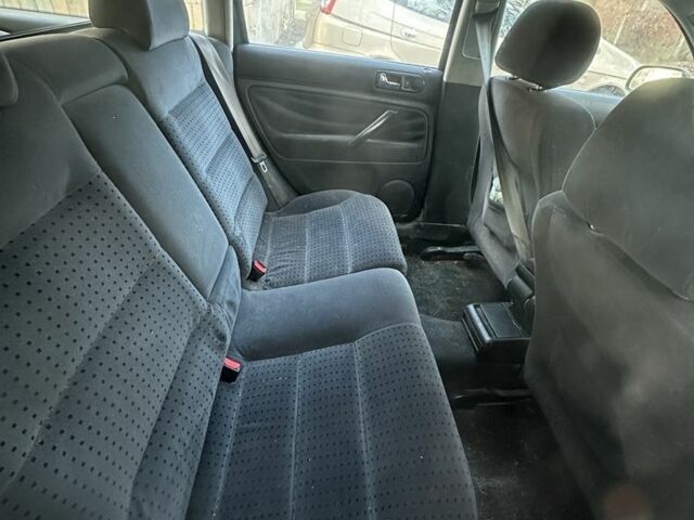 Зеленый Фольксваген Пассат Вариант, объемом двигателя 1.9 л и пробегом 74 тыс. км за 3800 $, фото 5 на Automoto.ua