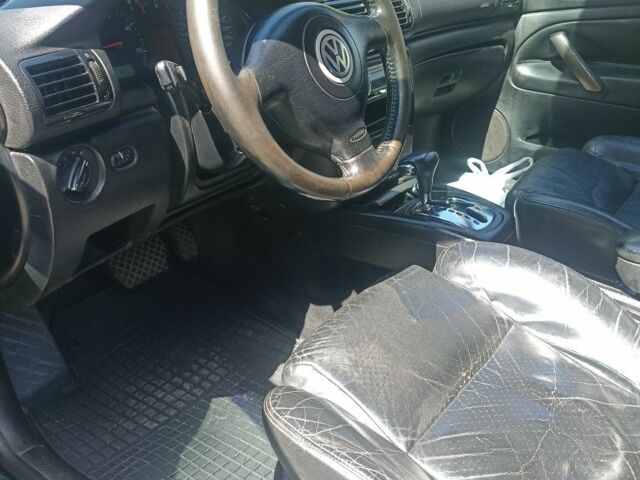 Зелений Фольксваген Пассат Варіант, об'ємом двигуна 2.5 л та пробігом 336 тис. км за 3000 $, фото 1 на Automoto.ua