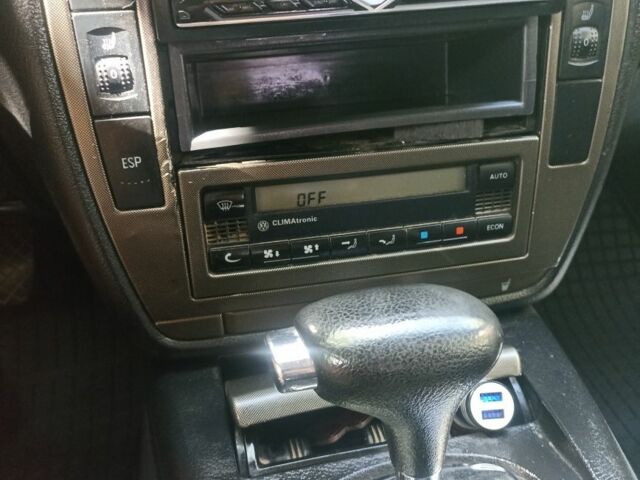 Зелений Фольксваген Пассат Варіант, об'ємом двигуна 2.5 л та пробігом 336 тис. км за 3000 $, фото 2 на Automoto.ua