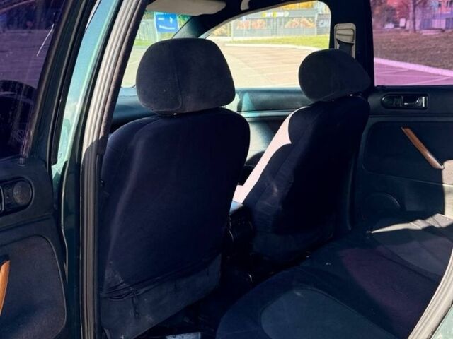 Фольксваген Пассат Вариант 1998 в Житомире на Automoto.ua Зеленый Фольксваген Пассат Вариант, объемом двигателя 1.9 л и пробегом 300 тыс. км за 2800 $, фото 10 на Automoto.ua