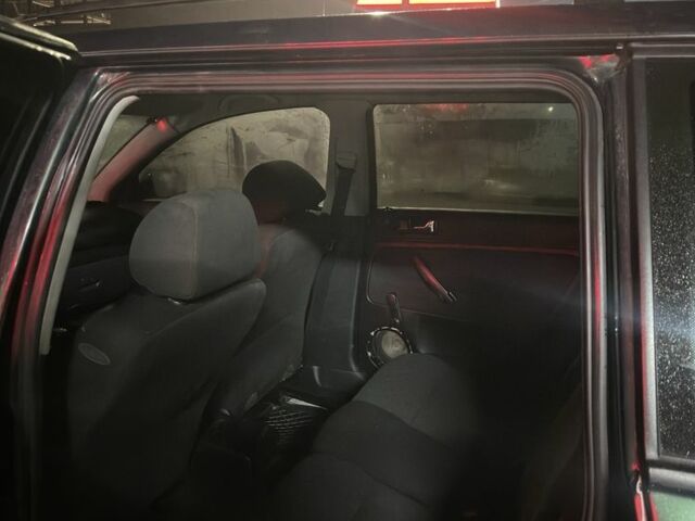 Зеленый Фольксваген Пассат Вариант, объемом двигателя 1.6 л и пробегом 100 тыс. км за 2150 $, фото 4 на Automoto.ua