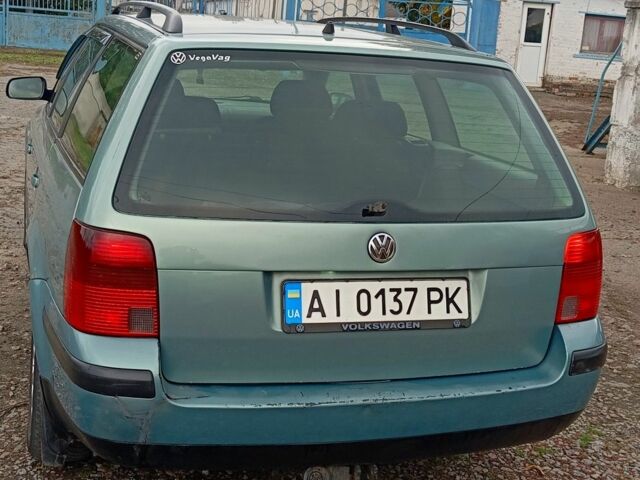 Зелений Фольксваген Пассат Варіант, об'ємом двигуна 1.9 л та пробігом 100 тис. км за 2700 $, фото 2 на Automoto.ua