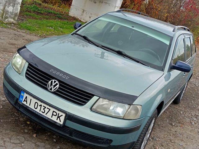 Зелений Фольксваген Пассат Варіант, об'ємом двигуна 1.9 л та пробігом 100 тис. км за 2700 $, фото 5 на Automoto.ua