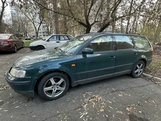 Зеленый Фольксваген Пассат Вариант, объемом двигателя 1.9 л и пробегом 74 тыс. км за 3800 $, фото 2 на Automoto.ua