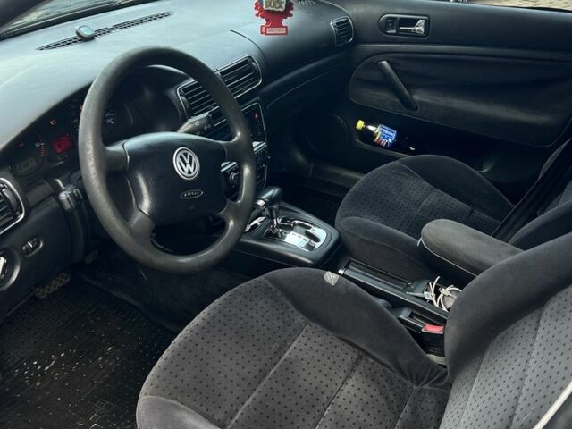 Зеленый Фольксваген Пассат Вариант, объемом двигателя 1.9 л и пробегом 308 тыс. км за 3300 $, фото 6 на Automoto.ua