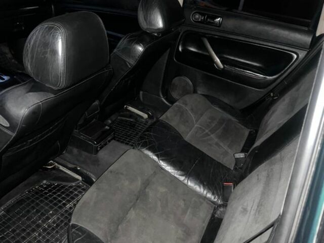 Зеленый Фольксваген Пассат Вариант, объемом двигателя 2.5 л и пробегом 237 тыс. км за 1800 $, фото 7 на Automoto.ua