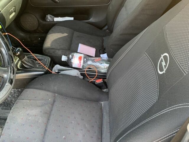 Зелений Фольксваген Пассат Варіант, об'ємом двигуна 1.9 л та пробігом 500 тис. км за 1599 $, фото 8 на Automoto.ua