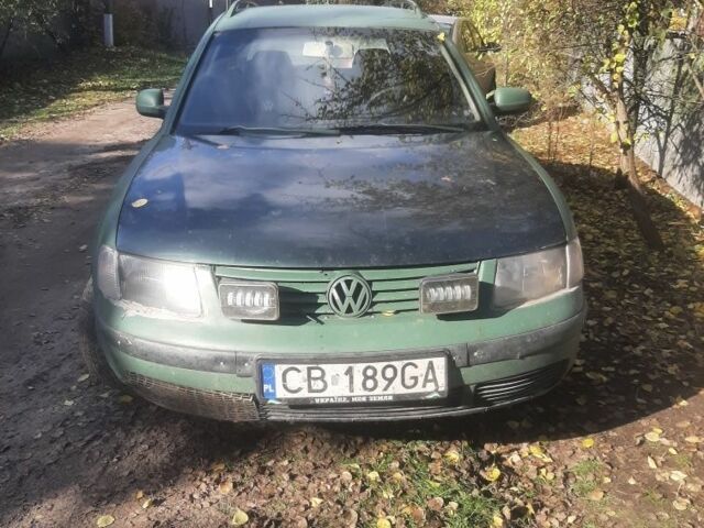 Зелений Фольксваген Пассат Варіант, об'ємом двигуна 0 л та пробігом 441 тис. км за 2355 $, фото 1 на Automoto.ua