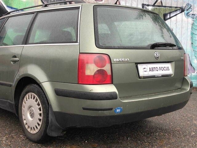 Фольксваген Пассат Вариант 2001 в Киеве на Automoto.ua Зеленый Фольксваген Пассат Вариант, объемом двигателя 2 л и пробегом 346 тыс. км за 4190 $, фото 5 на Automoto.ua