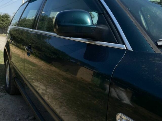 Зеленый Фольксваген Пассат Вариант, объемом двигателя 2 л и пробегом 412 тыс. км за 2650 $, фото 3 на Automoto.ua