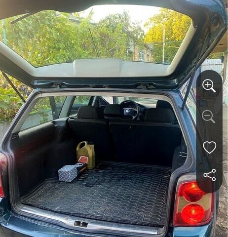 Зеленый Фольксваген Пассат Вариант, объемом двигателя 2 л и пробегом 412 тыс. км за 2650 $, фото 8 на Automoto.ua