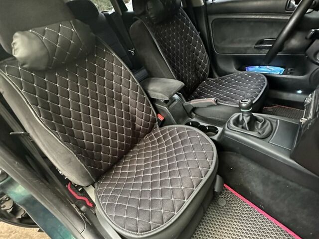 Зеленый Фольксваген Пассат Вариант, объемом двигателя 2 л и пробегом 292 тыс. км за 4200 $, фото 7 на Automoto.ua