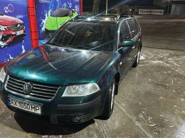 Зеленый Фольксваген Пассат Вариант, объемом двигателя 2 л и пробегом 292 тыс. км за 4200 $, фото 5 на Automoto.ua