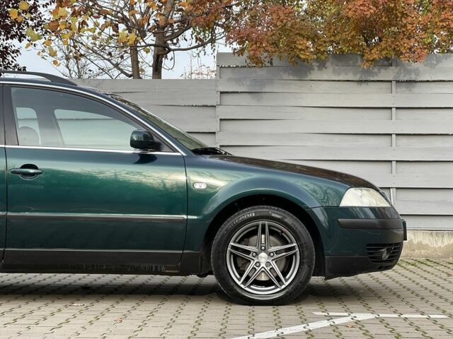 Зеленый Фольксваген Пассат Вариант, объемом двигателя 2 л и пробегом 326 тыс. км за 3700 $, фото 7 на Automoto.ua