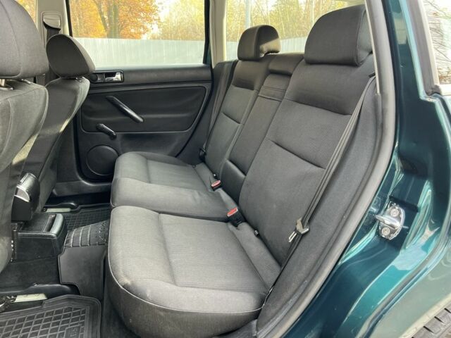 Зеленый Фольксваген Пассат Вариант, объемом двигателя 2 л и пробегом 326 тыс. км за 3700 $, фото 19 на Automoto.ua