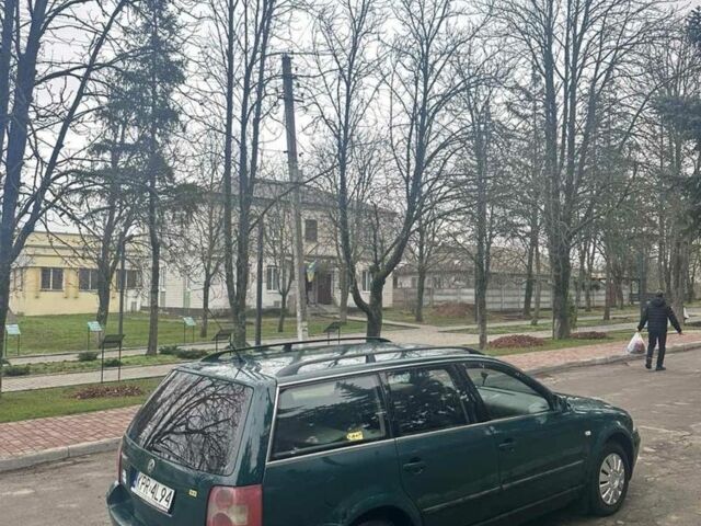 Зеленый Фольксваген Пассат Вариант, объемом двигателя 1.9 л и пробегом 200 тыс. км за 2250 $, фото 1 на Automoto.ua