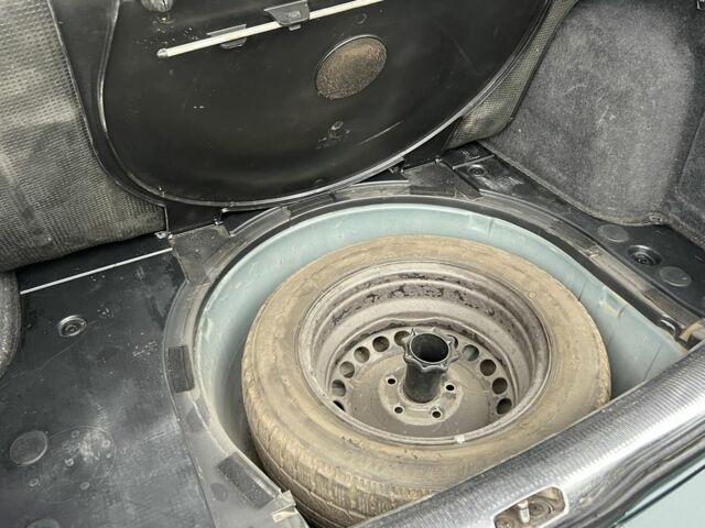 Зеленый Фольксваген Пассат Вариант, объемом двигателя 1.9 л и пробегом 266 тыс. км за 3600 $, фото 4 на Automoto.ua