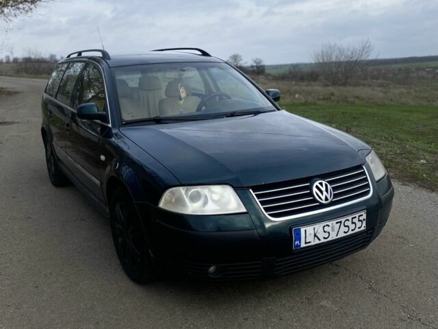 Зелений Фольксваген Пассат Варіант, об'ємом двигуна 1.9 л та пробігом 250 тис. км за 2350 $, фото 1 на Automoto.ua