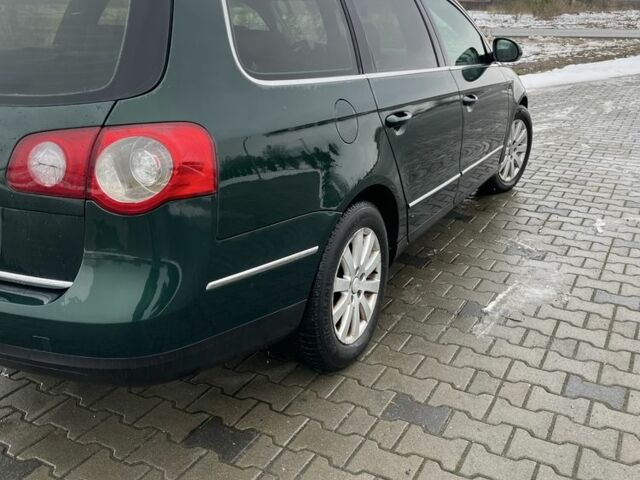 Зеленый Фольксваген Пассат Вариант, объемом двигателя 2 л и пробегом 400 тыс. км за 3700 $, фото 3 на Automoto.ua