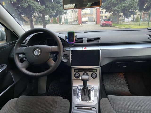 Зеленый Фольксваген Пассат Вариант, объемом двигателя 2 л и пробегом 295 тыс. км за 5000 $, фото 6 на Automoto.ua