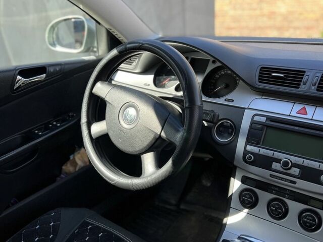 Зеленый Фольксваген Пассат Вариант, объемом двигателя 2 л и пробегом 240 тыс. км за 6500 $, фото 3 на Automoto.ua