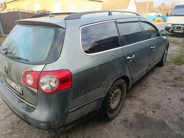 Зеленый Фольксваген Пассат Вариант, объемом двигателя 0 л и пробегом 299 тыс. км за 2500 $, фото 2 на Automoto.ua