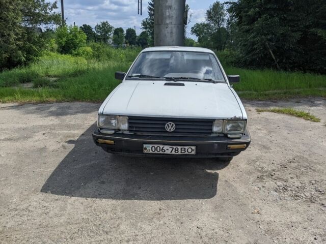 Белый Фольксваген Пассат, объемом двигателя 1.9 л и пробегом 505 тыс. км за 899 $, фото 1 на Automoto.ua