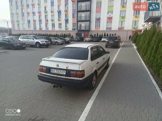 Белый Фольксваген Пассат, объемом двигателя 1.78 л и пробегом 300 тыс. км за 1450 $, фото 7 на Automoto.ua