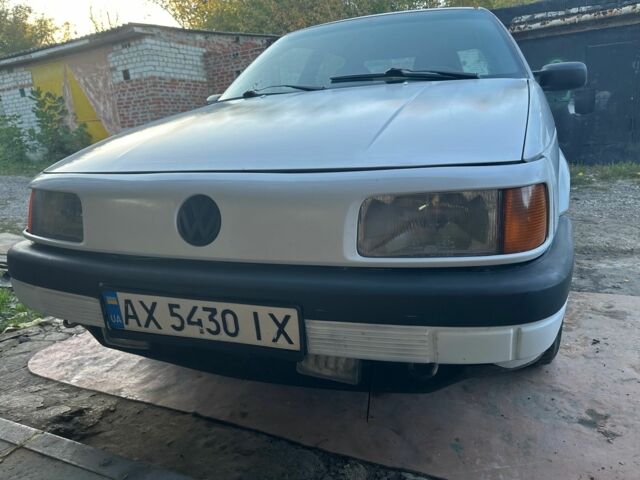 Белый Фольксваген Пассат, объемом двигателя 1.8 л и пробегом 457 тыс. км за 1669 $, фото 1 на Automoto.ua