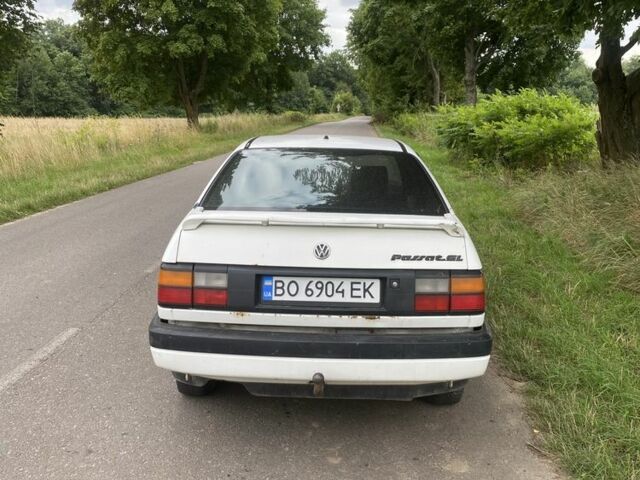 Білий Фольксваген Пассат, об'ємом двигуна 1.8 л та пробігом 300 тис. км за 900 $, фото 5 на Automoto.ua