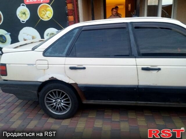 Белый Фольксваген Пассат, объемом двигателя 1.8 л и пробегом 555 тыс. км за 1200 $, фото 5 на Automoto.ua