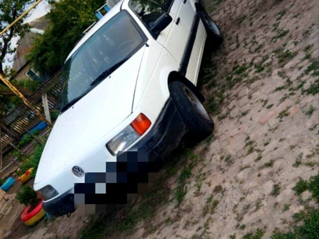 Білий Фольксваген Пассат, об'ємом двигуна 1.8 л та пробігом 111 тис. км за 1700 $, фото 1 на Automoto.ua