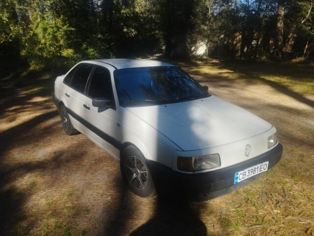 Белый Фольксваген Пассат, объемом двигателя 1.8 л и пробегом 5 тыс. км за 1500 $, фото 1 на Automoto.ua