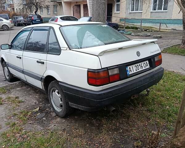 Белый Фольксваген Пассат, объемом двигателя 1.78 л и пробегом 450 тыс. км за 1500 $, фото 2 на Automoto.ua