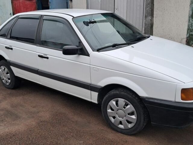 Білий Фольксваген Пассат, об'ємом двигуна 1.9 л та пробігом 370 тис. км за 1800 $, фото 3 на Automoto.ua