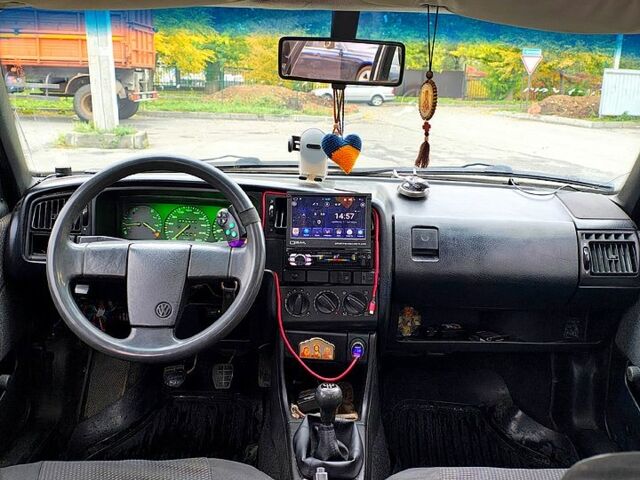 Белый Фольксваген Пассат, объемом двигателя 1.6 л и пробегом 538 тыс. км за 1400 $, фото 10 на Automoto.ua