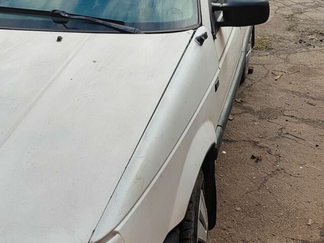 Белый Фольксваген Пассат, объемом двигателя 1.8 л и пробегом 1 тыс. км за 1350 $, фото 5 на Automoto.ua