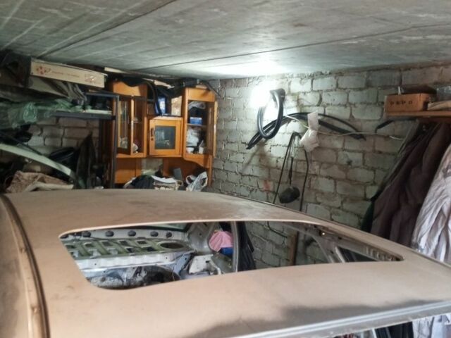 Белый Фольксваген Пассат, объемом двигателя 1.8 л и пробегом 1000 тыс. км за 1073 $, фото 12 на Automoto.ua